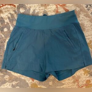 Athleta Trekkie North Women's Teal Shorts 0